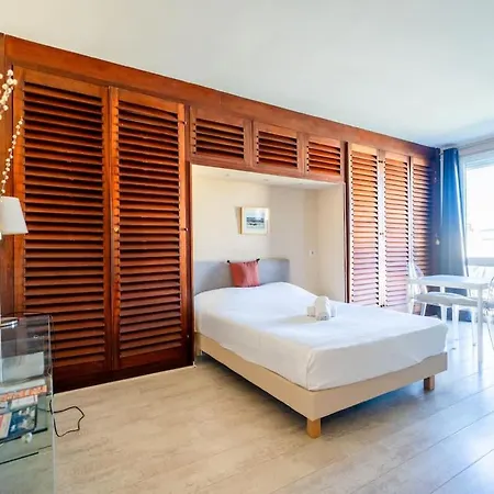Le Port L Unique Location L Shellter-rentals Appartement *